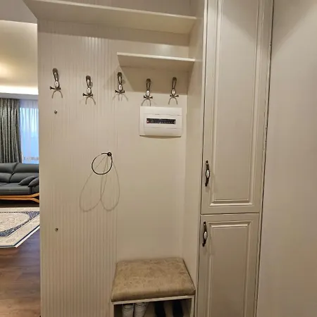Apartment Luxury Guests Tirana
