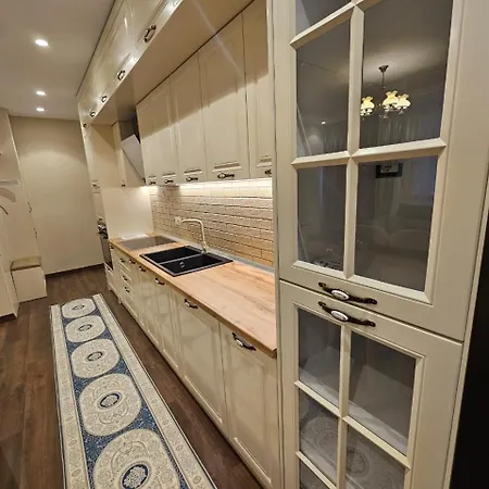 Luxury Guests Apartment Tirana