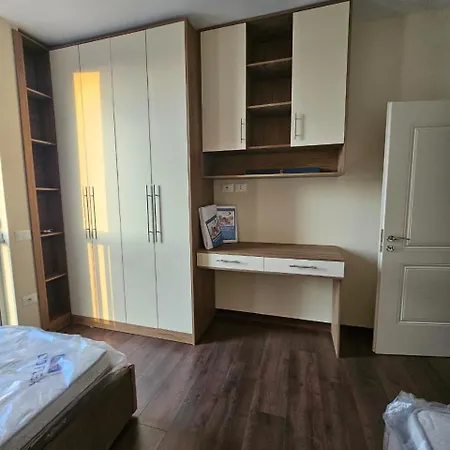 Apartment Luxury Guests Tirana